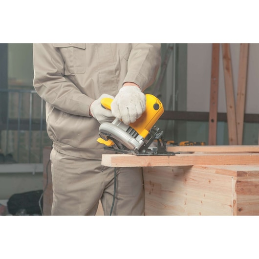 1510 W 185 mm Circular Saw